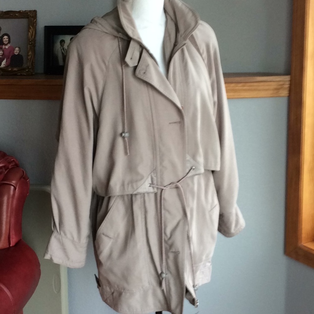 Lightweight jacket